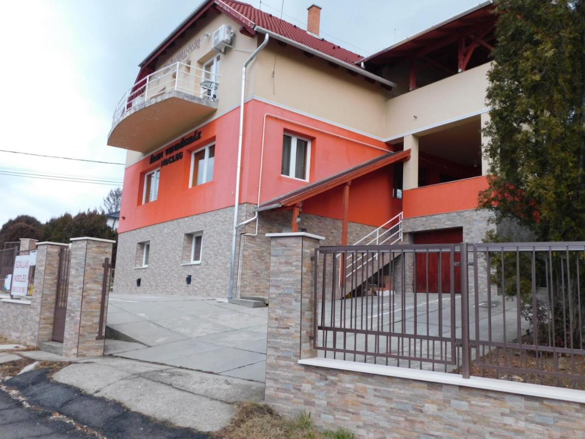 Éden Vendégház Miskolc Esterno foto