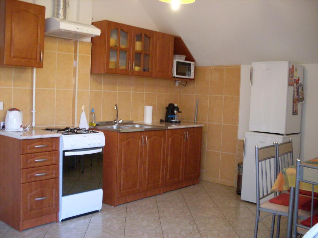 Éden Vendégház Miskolc Camera foto